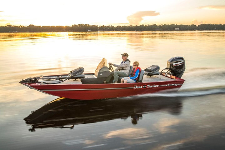 a small boat in a body of water