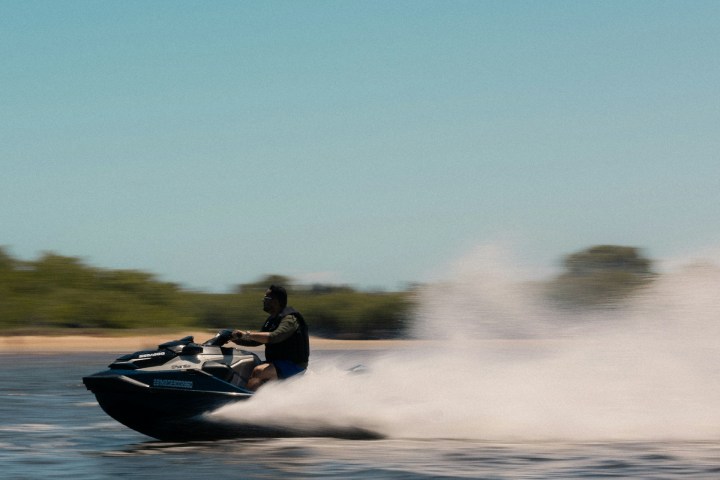 a small boat in a body of water